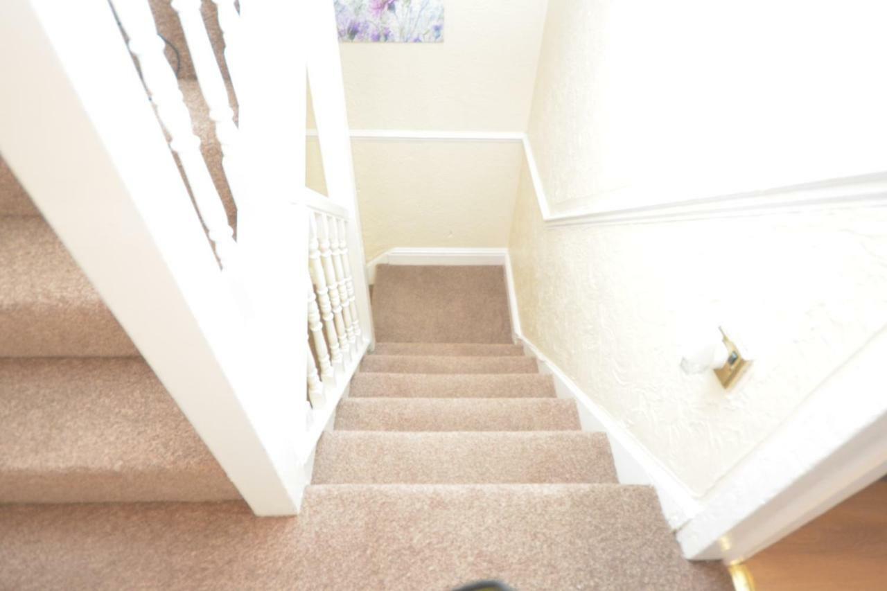 Four Bedroom Townhouse 12 Minutes Walk To Excel Exhibition Centre Londra Exterior foto
