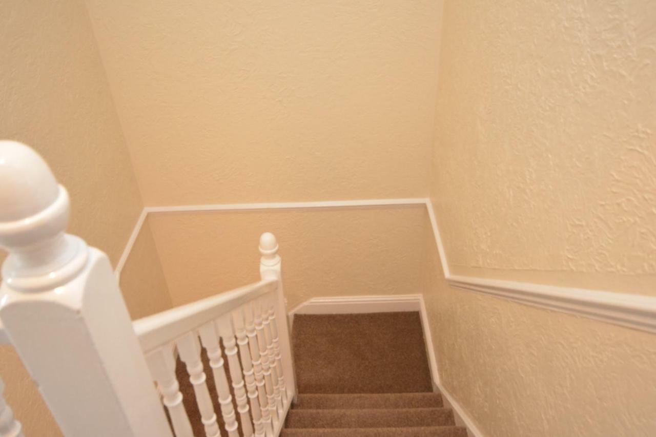 Four Bedroom Townhouse 12 Minutes Walk To Excel Exhibition Centre Londra Exterior foto